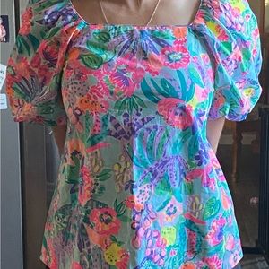 Lilly Pulitzer Flutter Sleeve top. NWOT.